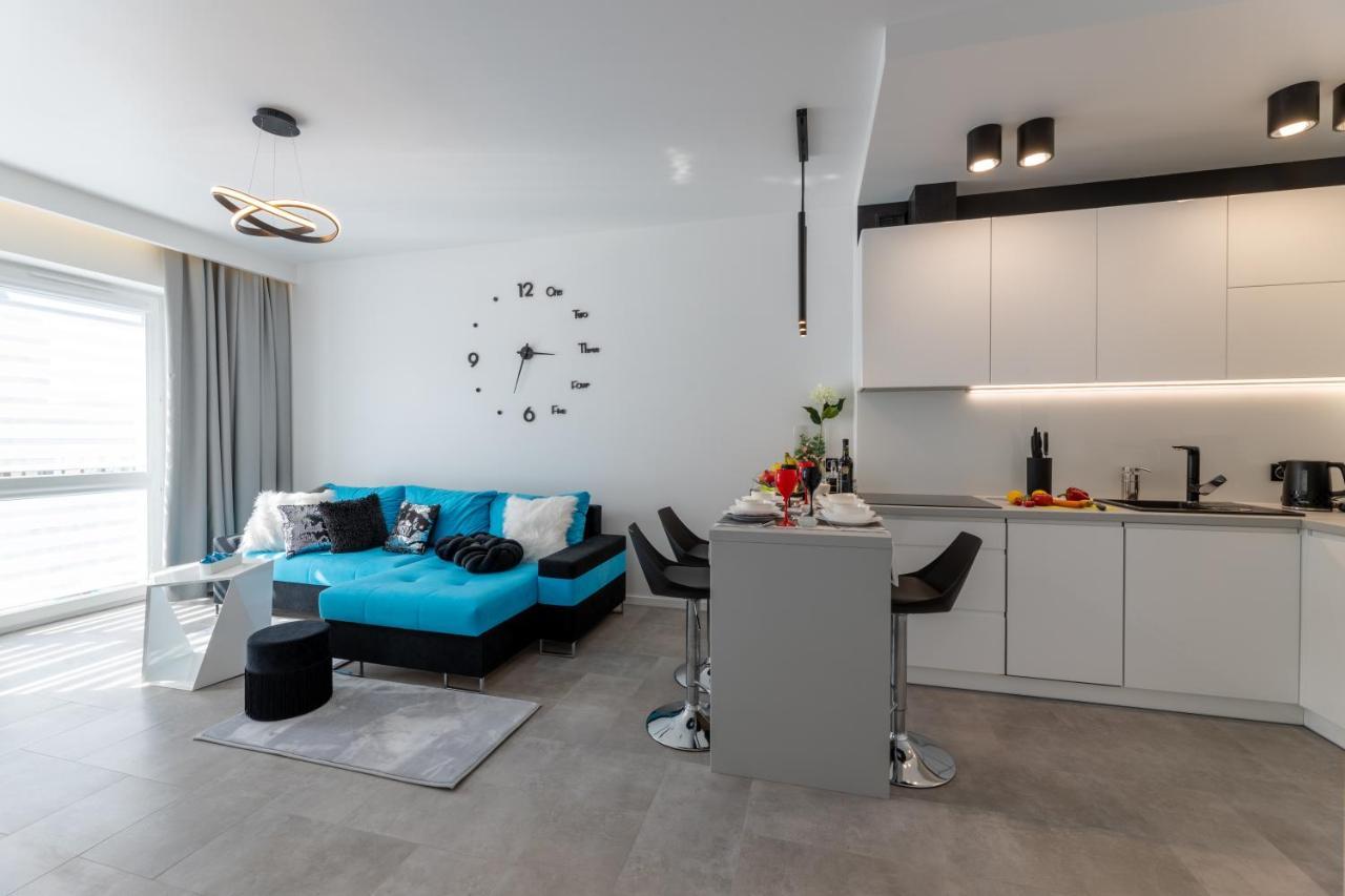 Leo Apartament Delux Ustrzyki Dolne Exterior photo